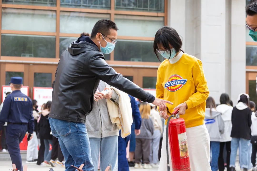 4·15，在北体上一堂生动的国家安全教育课