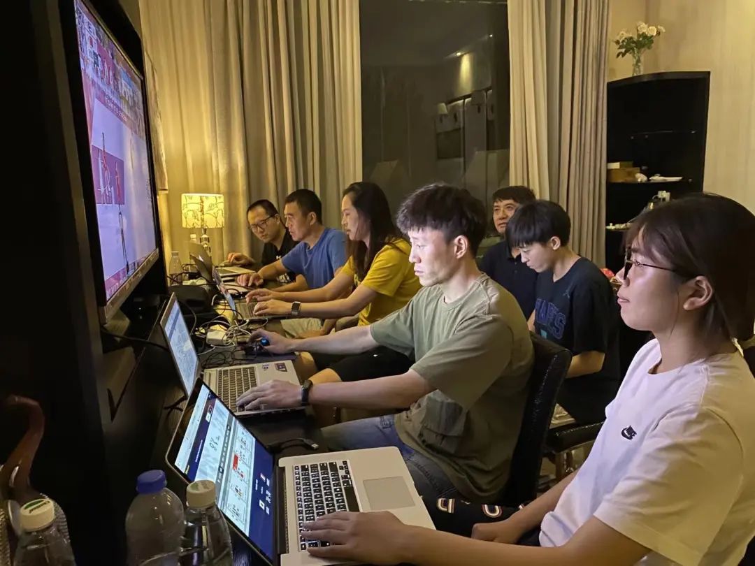 北体师生以多样形式为祖国母亲庆生