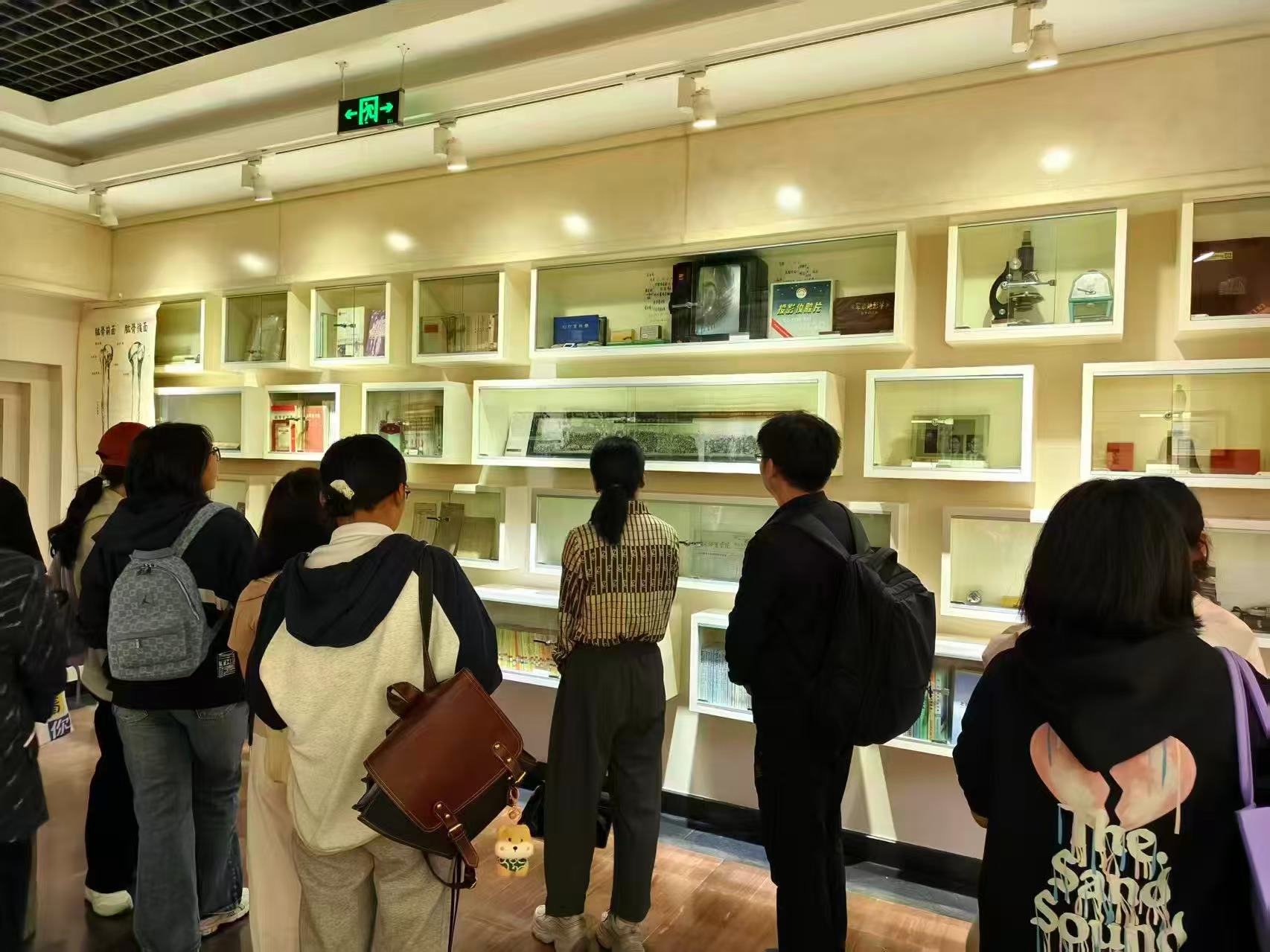 6ed8375aa72042968d573709142cb7bf.jpg 6ed8375aa72042968d573709142cb7bf.jpg