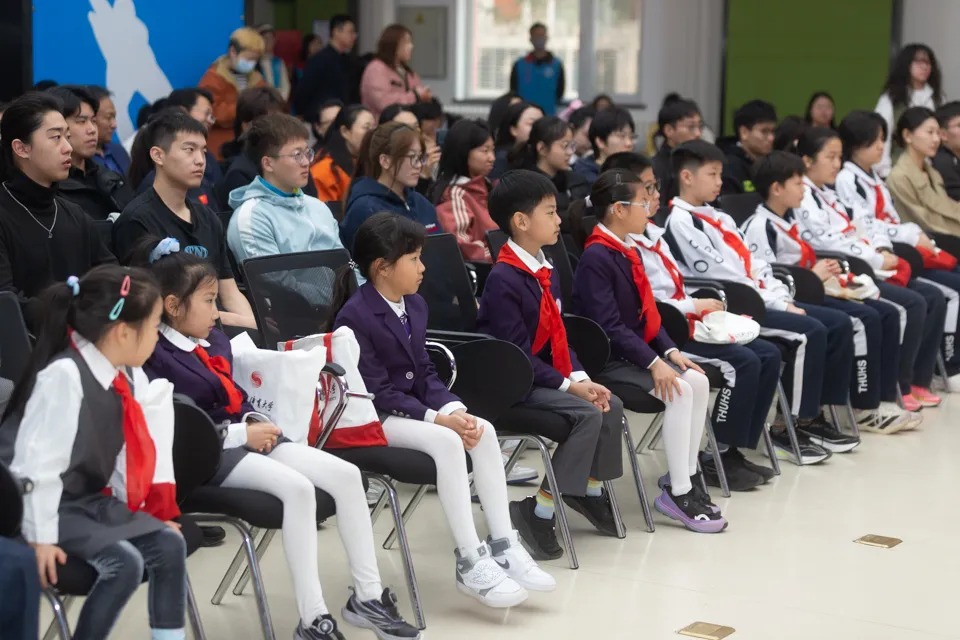 f0e4e6c0cf534e6ea587d6058337b30d.jpg f0e4e6c0cf534e6ea587d6058337b30d.jpg